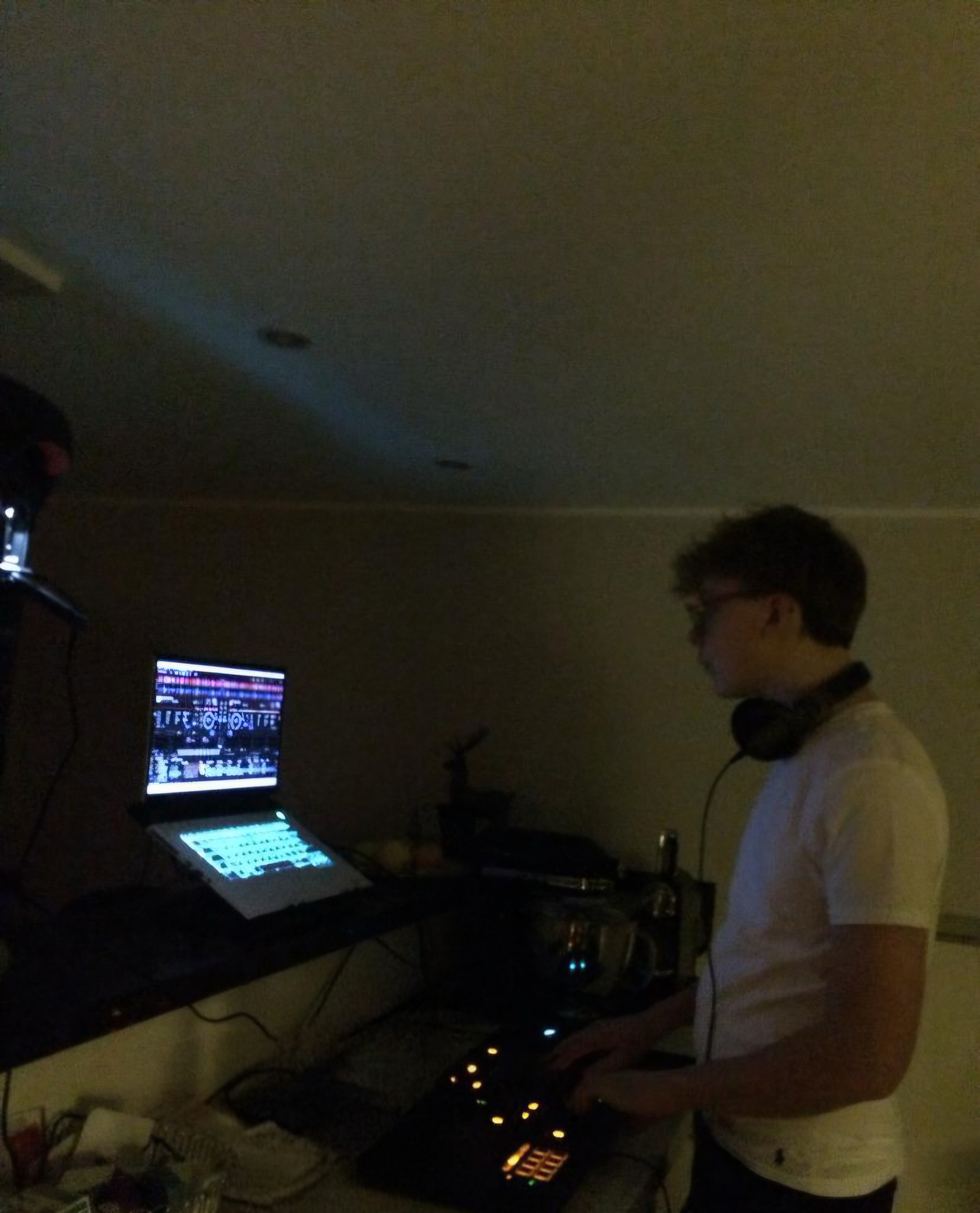 Lorenz – DJ Adler